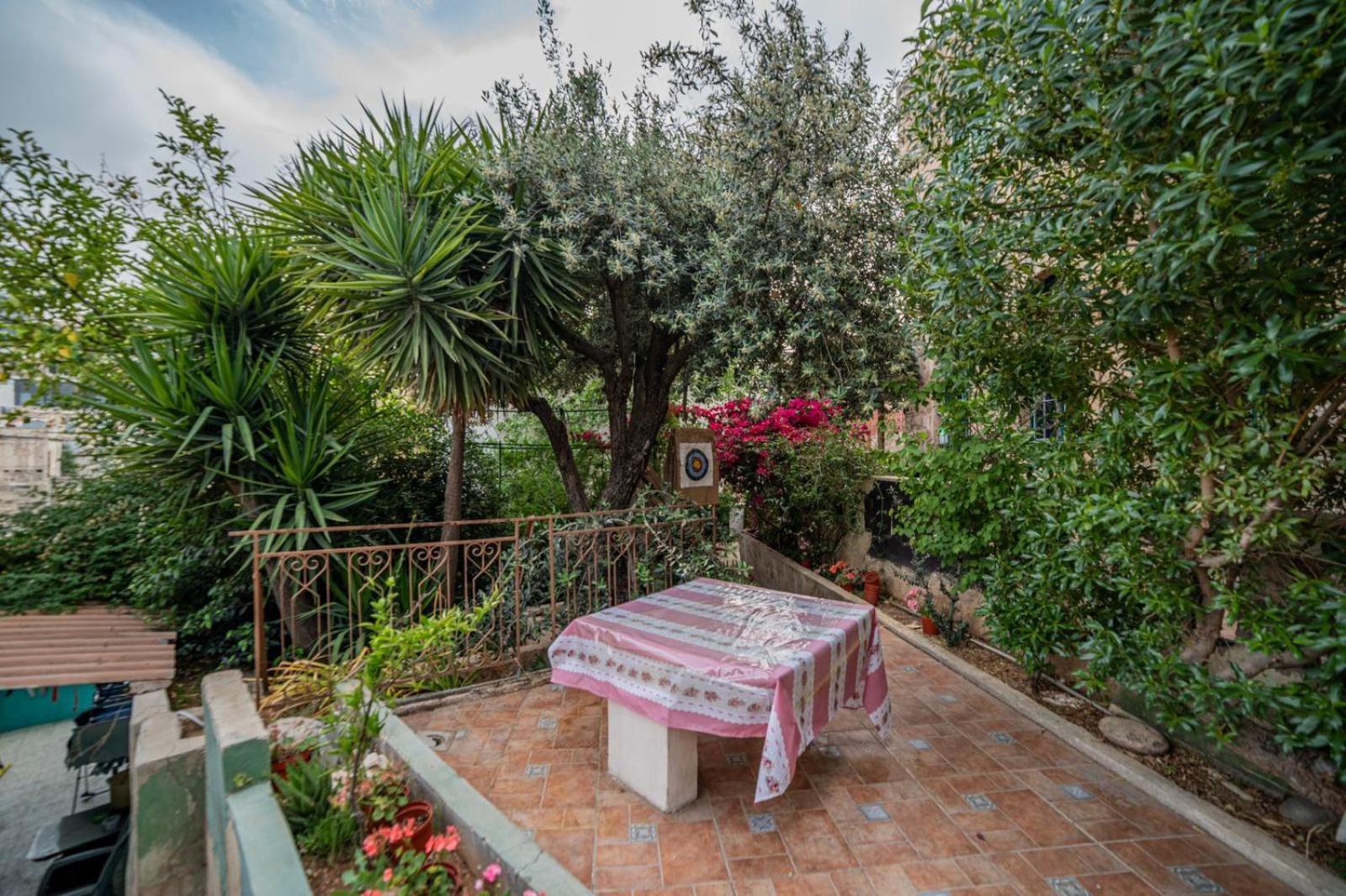 עמאן Central House With Beautiful Garden מראה חיצוני תמונה